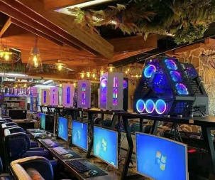 网咖吃鸡游戏电脑秒杀CF LOL DNF等游戏低价