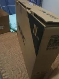 SANC电脑显示器 仅一次通电试用